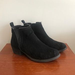 Black Booties women’s size 5.5